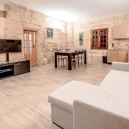 120 Lapsi San Ġiljan
